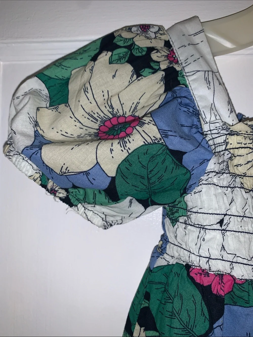 GAP Floral Puff Sleeve Dress 4 EUC White Blue Pink